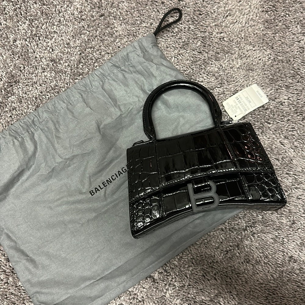 Brand New Balenciaga Hourglass XS.